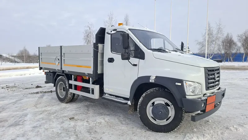 Газон NEXT бортовой для опасных грузов